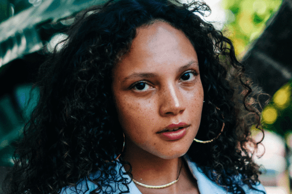 model photography portrait in a garden Lisbon model photography portrait in a garden Lisbon