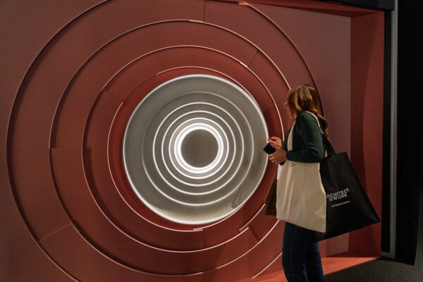 design-event-photographer-lisbon-architect-at-work