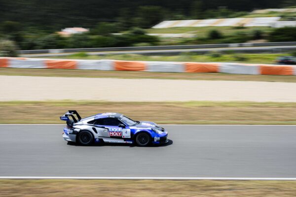 porsche-raceday1